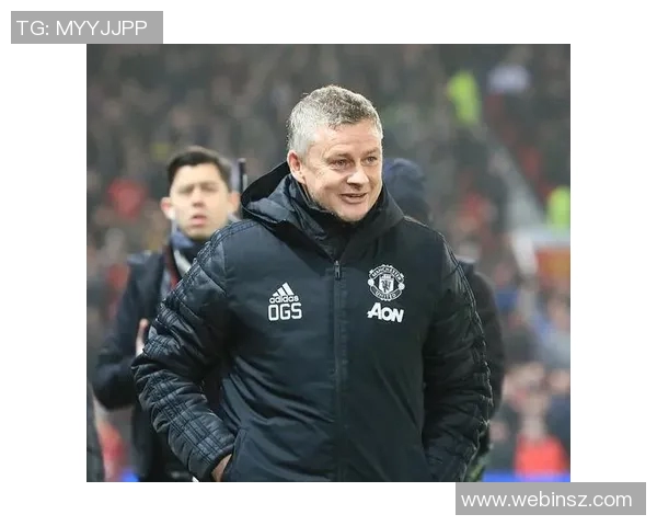 曼联3-2逆转击败南安普顿，升至英超榜首，主帅索尔斯克亚为球队表现感到骄傲