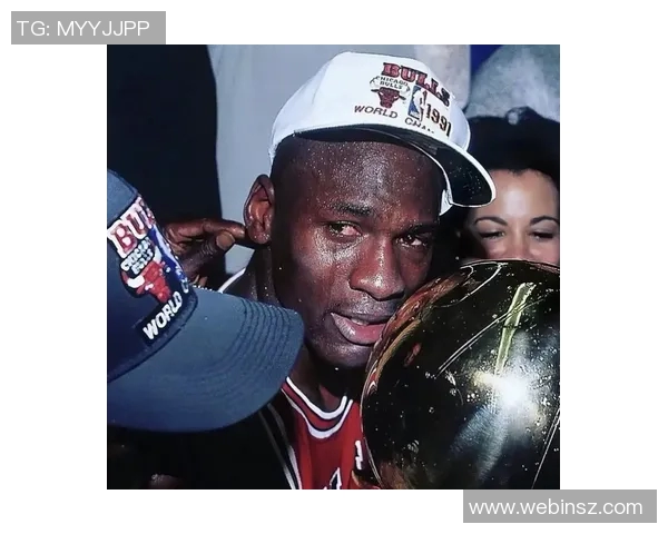 乔丹传奇：从篮球场上的巨星到全球文化偶像的辉煌历程